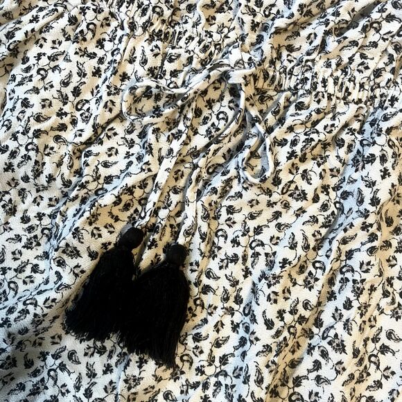 Rewind Womens Peasant Dress Size M Floral Boho Off Shoulder Tassel Ditsy - Picture 3 of 9